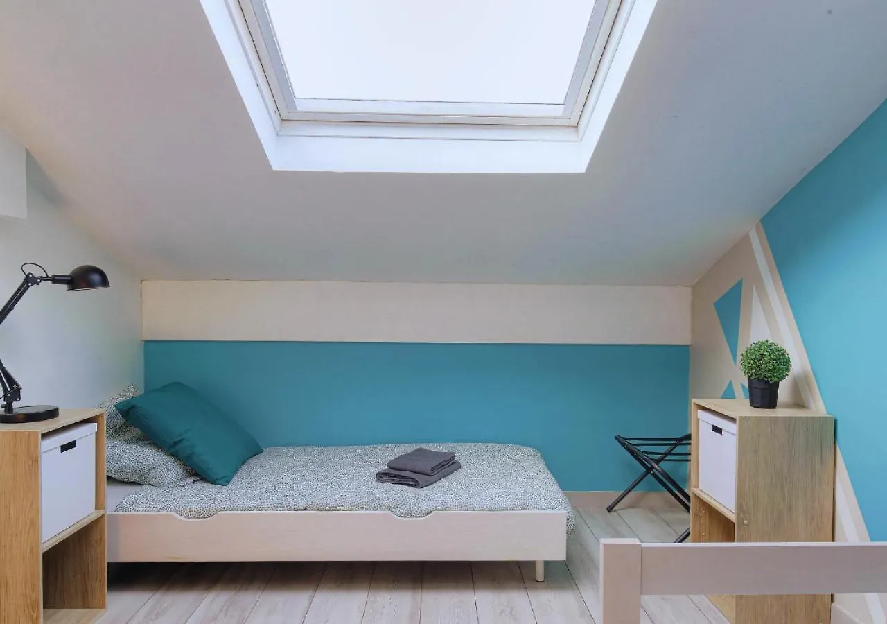 Duplex La Halte Trevoltienne - 2 Chambres Climatisee - 4 Lits Trevoux 0*,  France